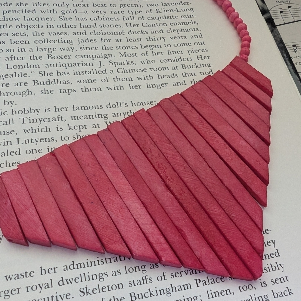 Pink Statement Necklace - Picture 6 of 7